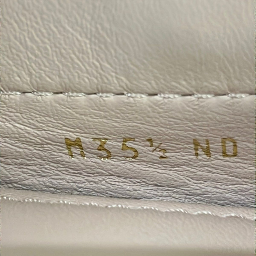 Louis Vuitton Driving Shoes 35.5 Gloria Line Light Pink Monogram Empreinte — view 6