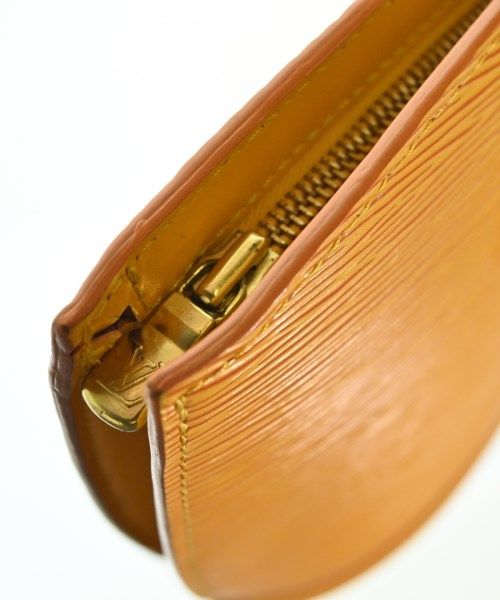 Louis Vuitton Handbag Yellow — view 6