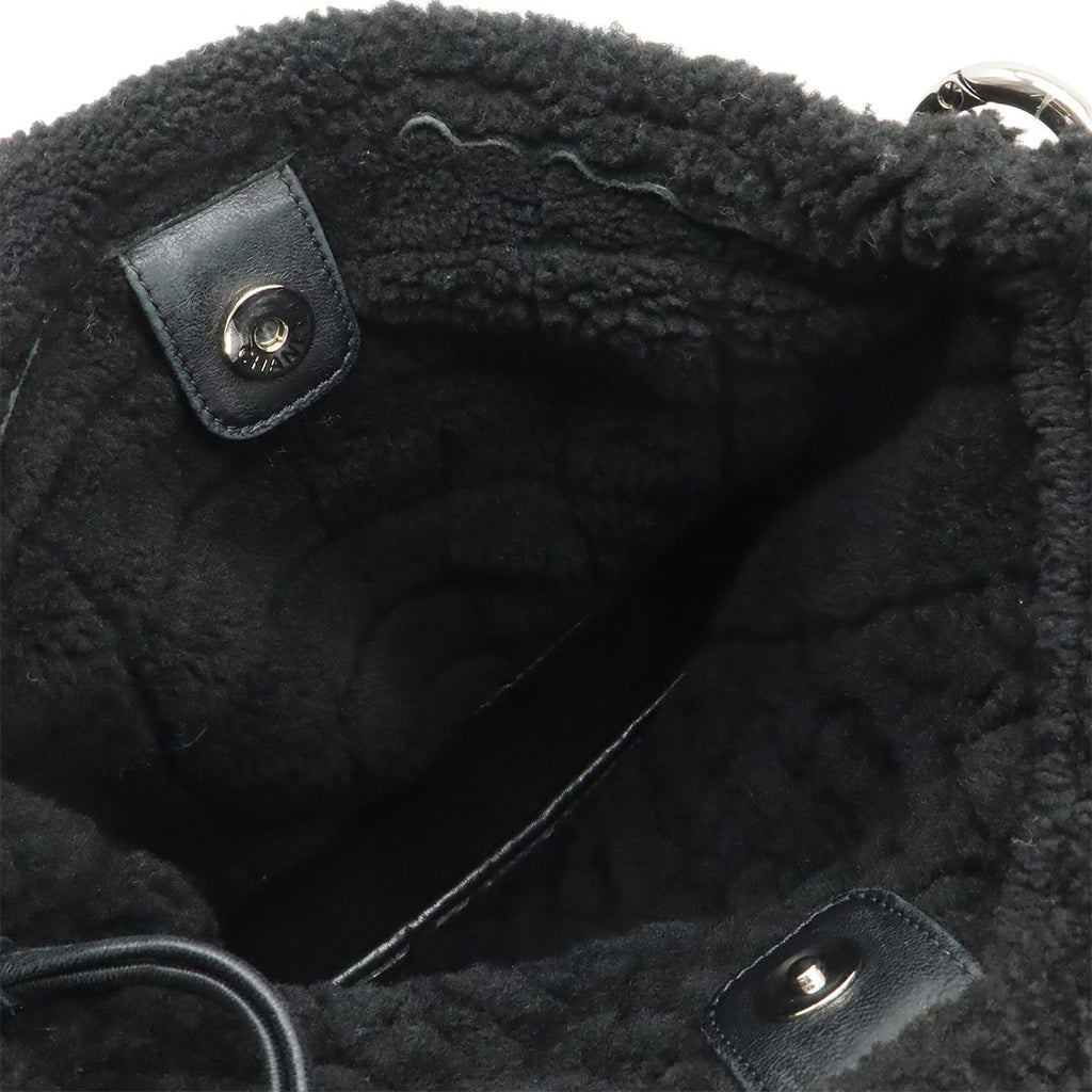 Chanel CC Logo Shearling Chain Shoulder Bag Fleece Leather Gray Black Silver — view 7