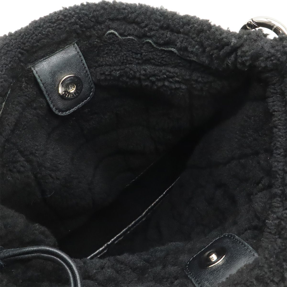 Chanel CC Logo Shearling Chain Shoulder Bag Fleece Leather Gray Black Silver — view 7