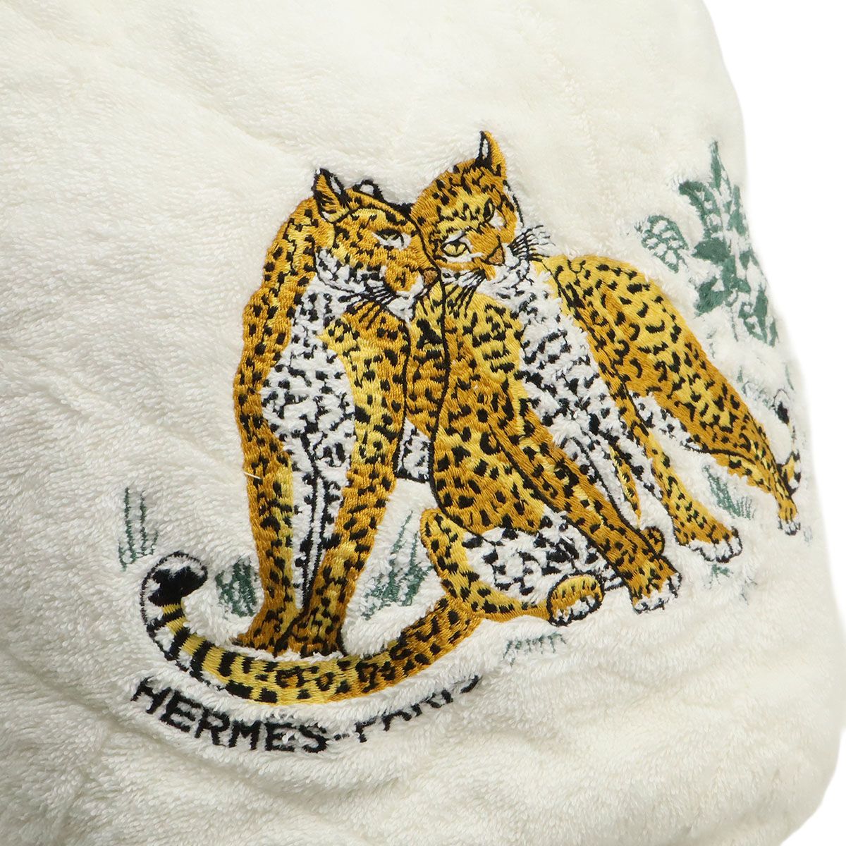 Hermes Shoulder Bag Drawstring Leopard Print Embroidery Cotton Pile White — view 7