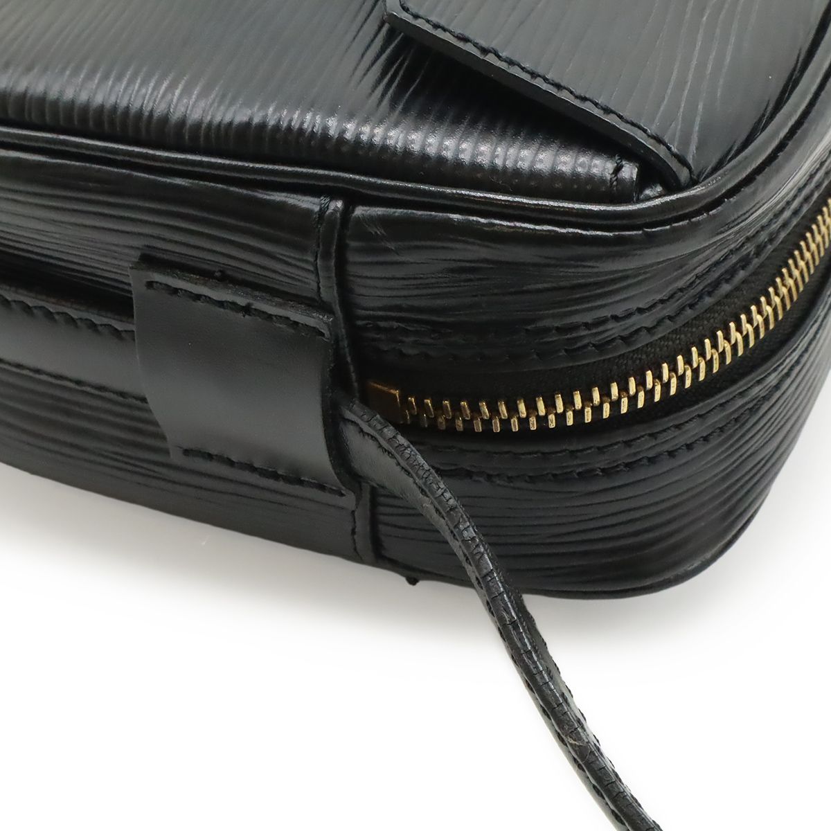 Louis Vuitton Epi Jeune Fille Shoulder Bag Clutch Leather Black Gold — view 4