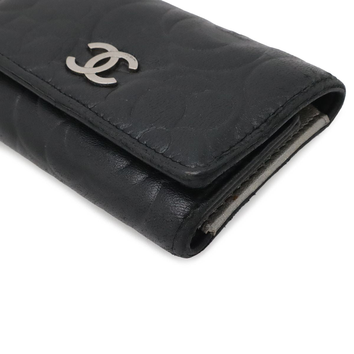 Chanel Camellia CC Logo Key Case Leather Black Silver Key Holder — view 3