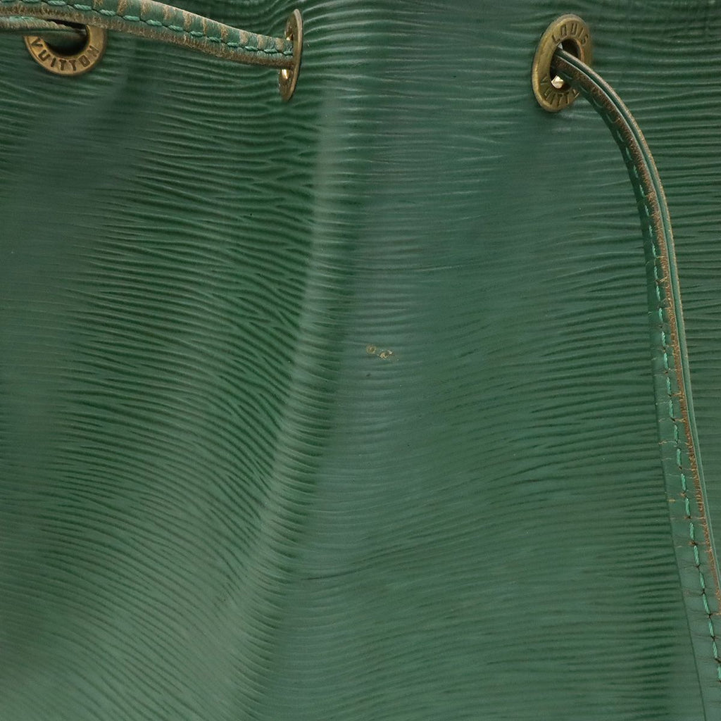 Louis Vuitton Epi Noe Shoulder Bag Drawstring Style Borneo Green — view 4