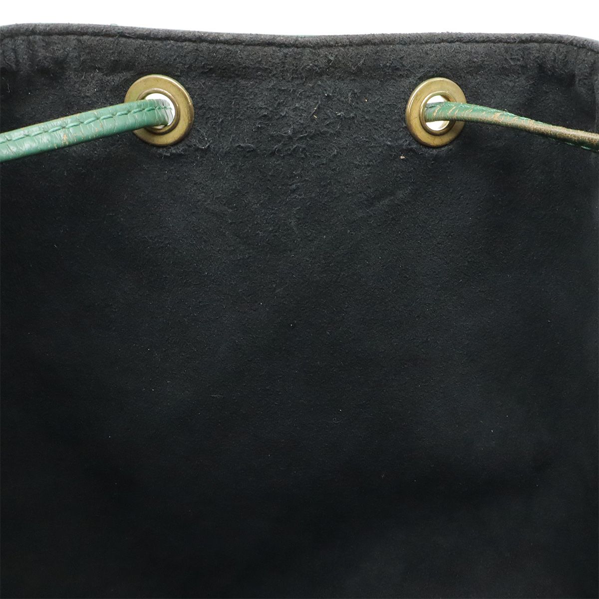 Louis Vuitton Epi Noe Shoulder Bag Drawstring Style Borneo Green — view 7