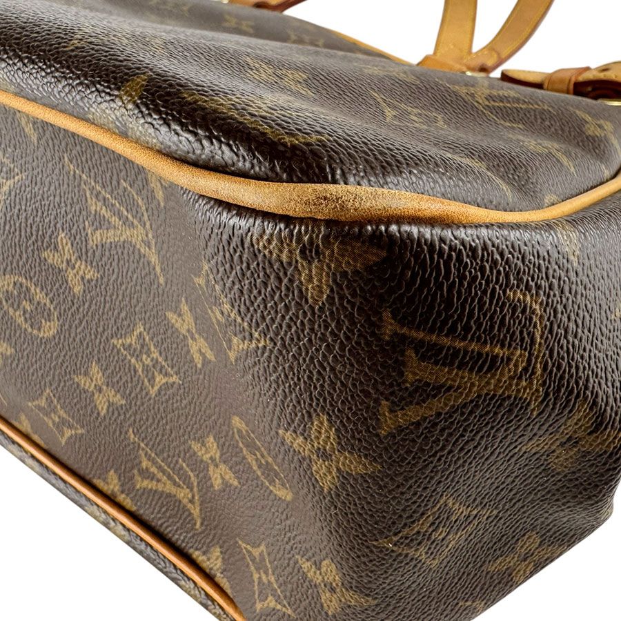 Louis Vuitton Shoulder Bag Batignolles Horizontal — view 9