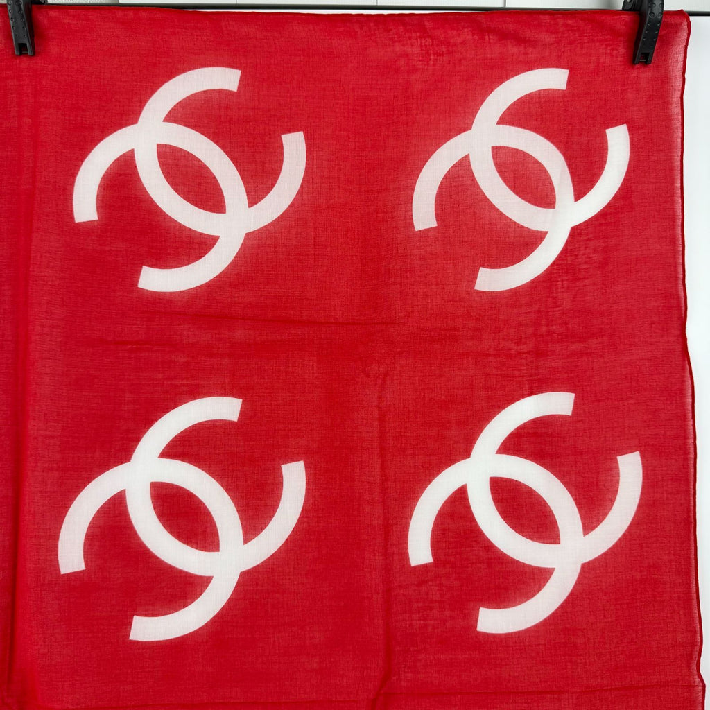 Chanel CC Logo Scarf Cotton Red and White Vintage — view 2