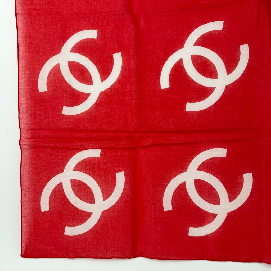 Chanel CC Logo Scarf Cotton Red and White Vintage — view 3