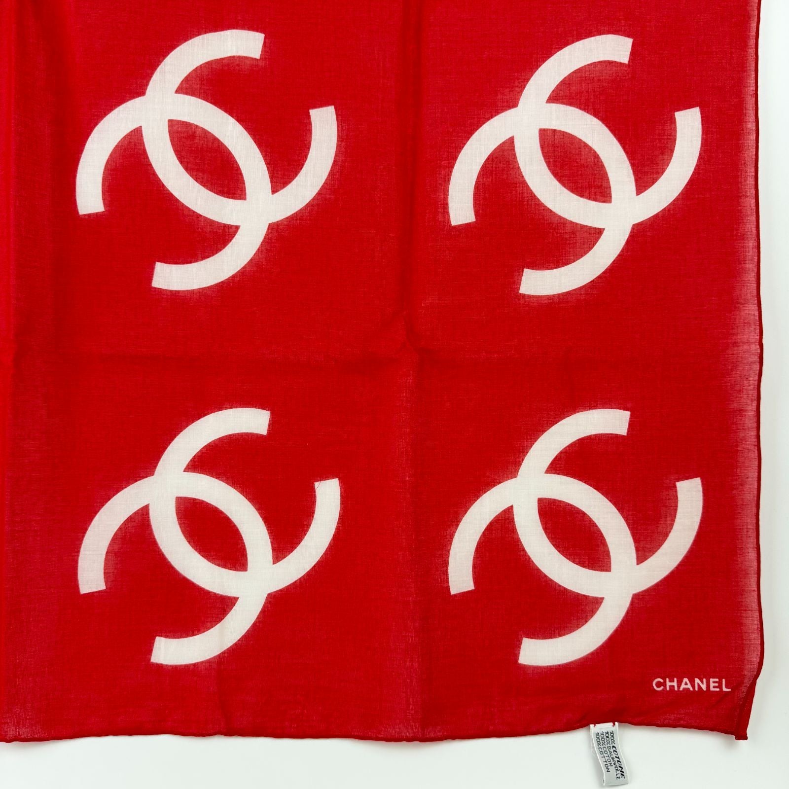 Chanel CC Logo Scarf Cotton Red and White Vintage — view 5