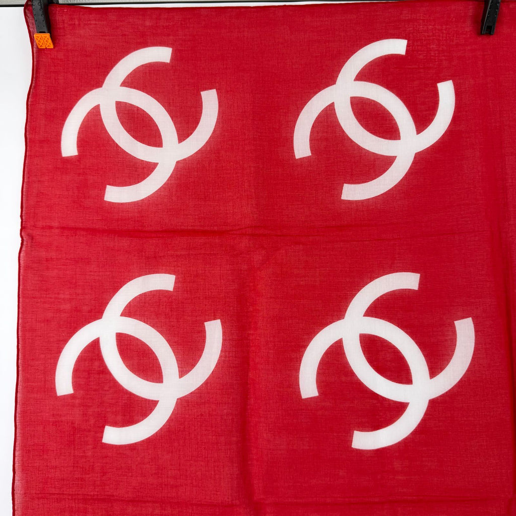 Chanel CC Logo Scarf Cotton Red and White Vintage — view 4