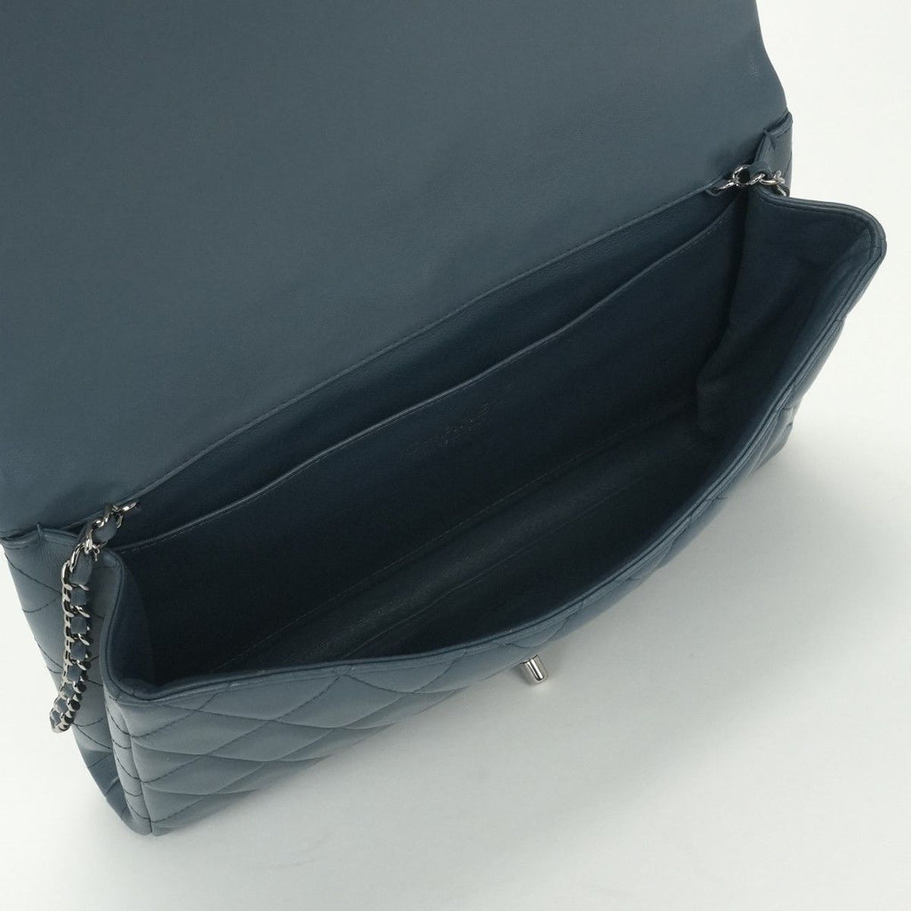 Chanel Quilted Shoulder Bag Lambskin Blue Silver Chain Bag CC Logo Turnlock — view 9