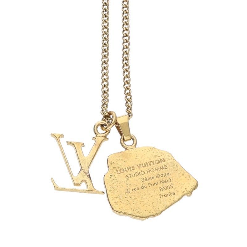 Louis Vuitton Collier Map LV Initial Necklace — view 3