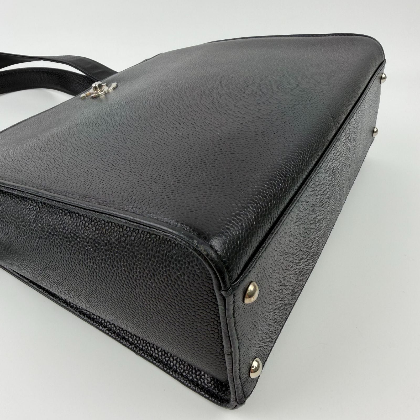 Chanel CC Logo Tote Shoulder Bag Caviar Leather Black Silver Vintage — view 9