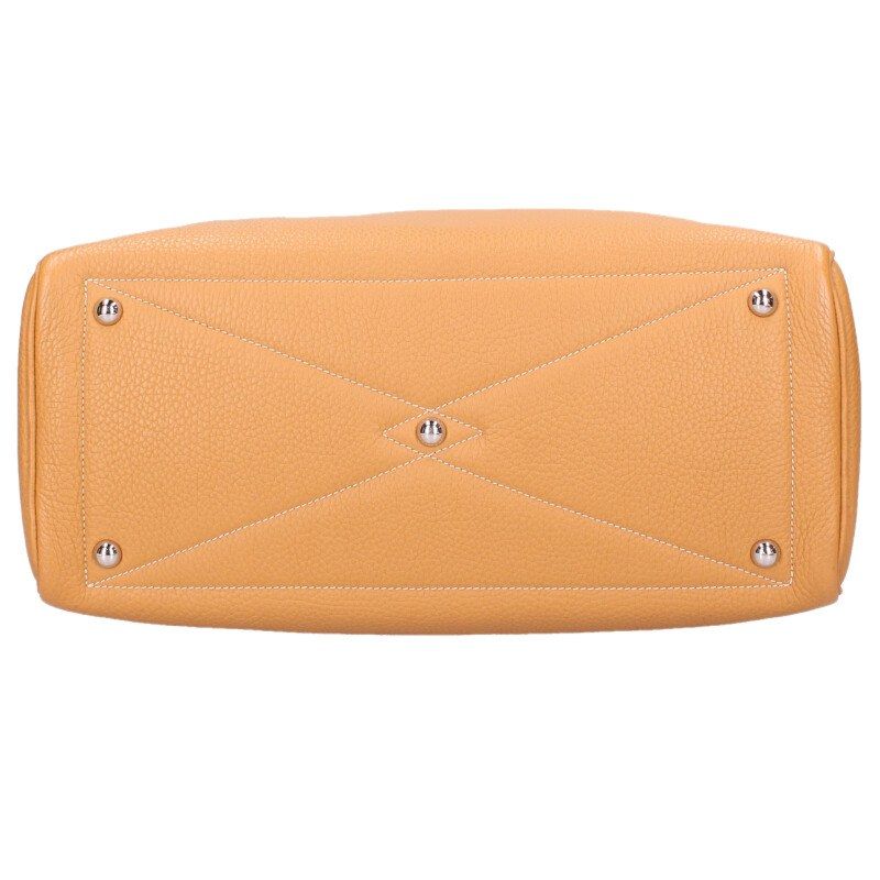 Hermes Victoria 35 Taurillon Clemence Handbag 35 — view 4