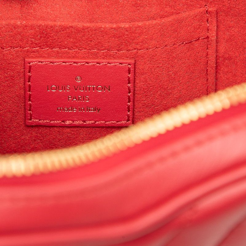 Louis Vuitton la Braclette Heart New Wave Crossbody Shoulder Bag Red Leather — view 6