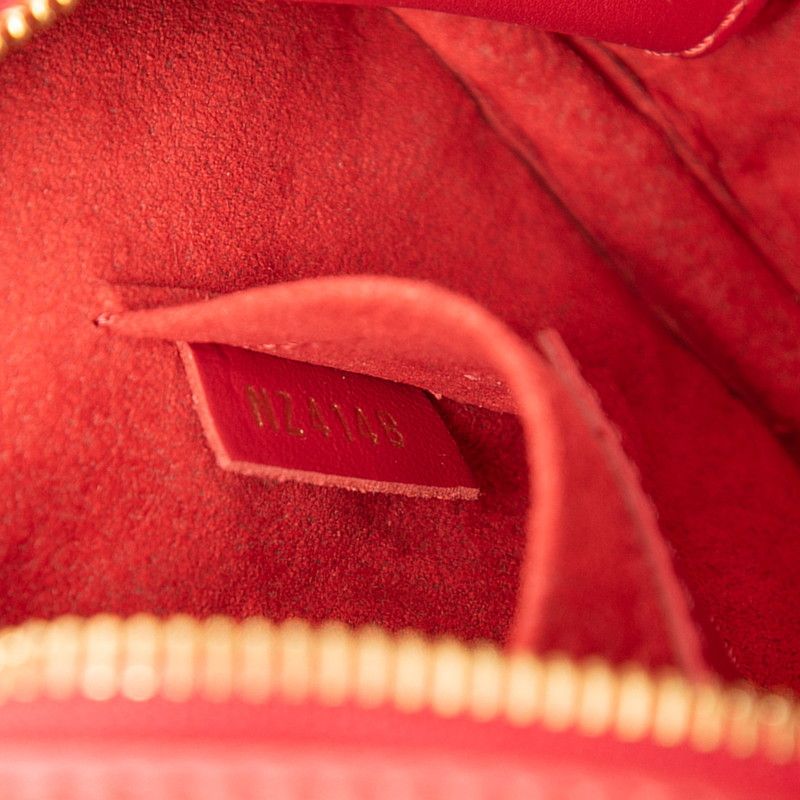 Louis Vuitton la Braclette Heart New Wave Crossbody Shoulder Bag Red Leather — view 7