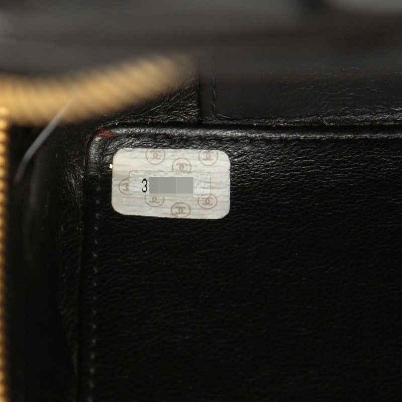 Chanel Quilted Chain Shoulder Bag 2-Way Black Patent Leather — view 6