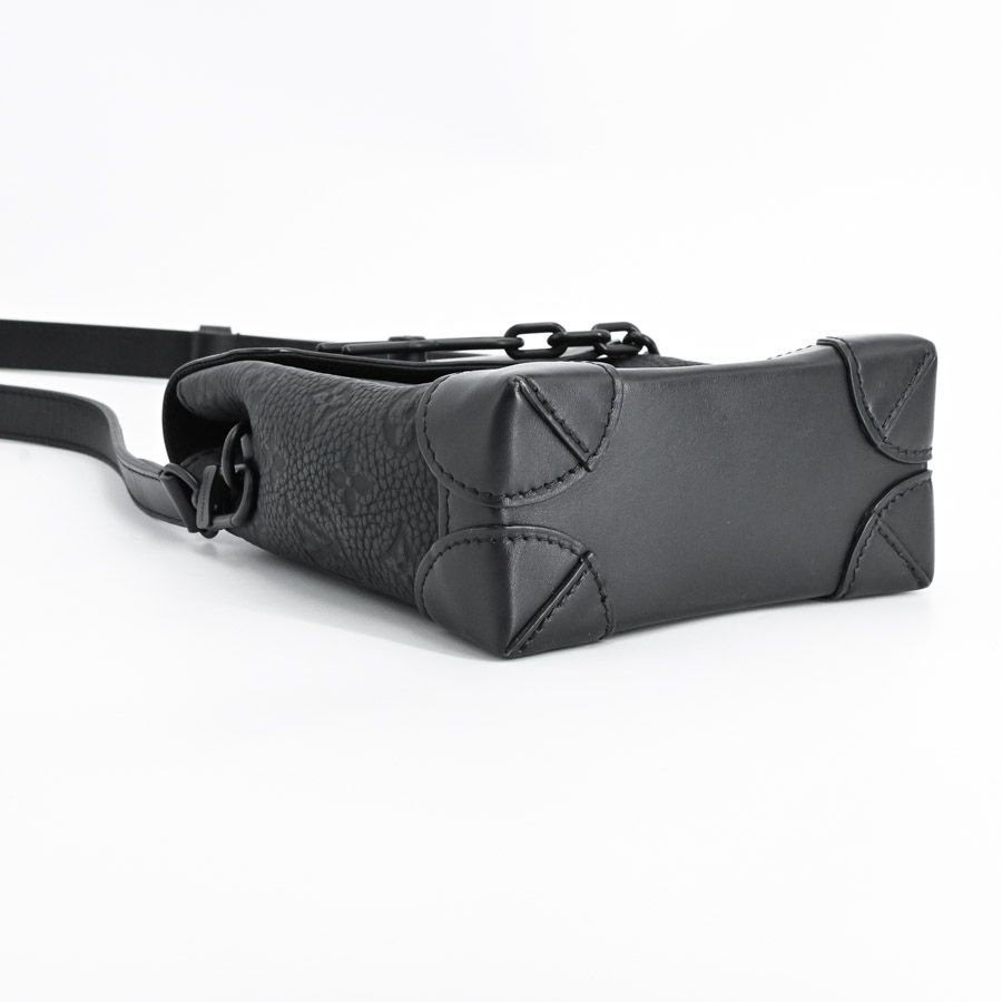 Louis Vuitton Shoulder Bag Nano Steamer — view 5