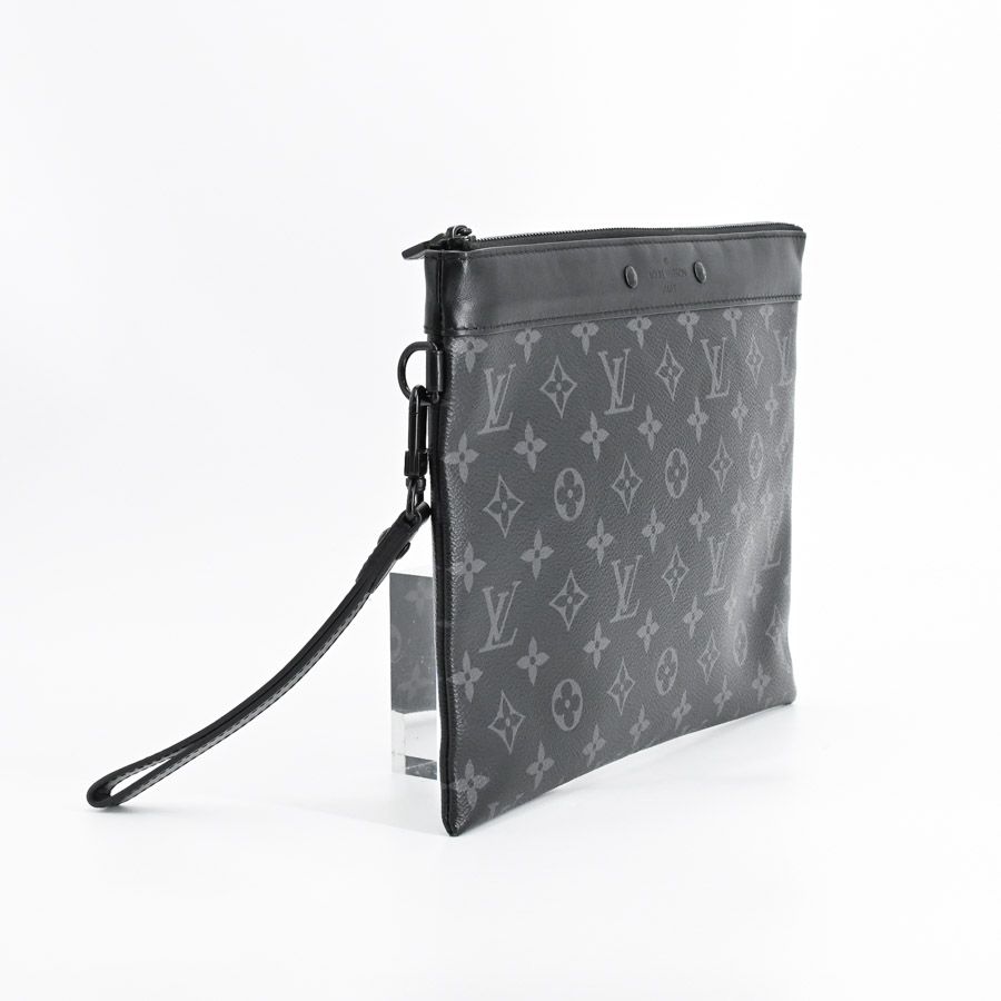 Louis Vuitton Clutch Pochette Tugo — view 2