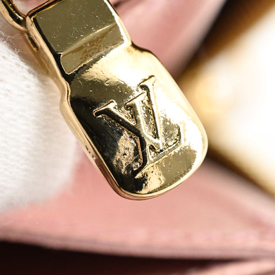 Louis Vuitton Wallet Zippy — view 8