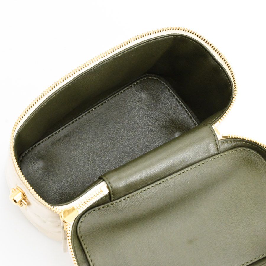 Louis Vuitton Handbag Vanity Coussin PM — view 4
