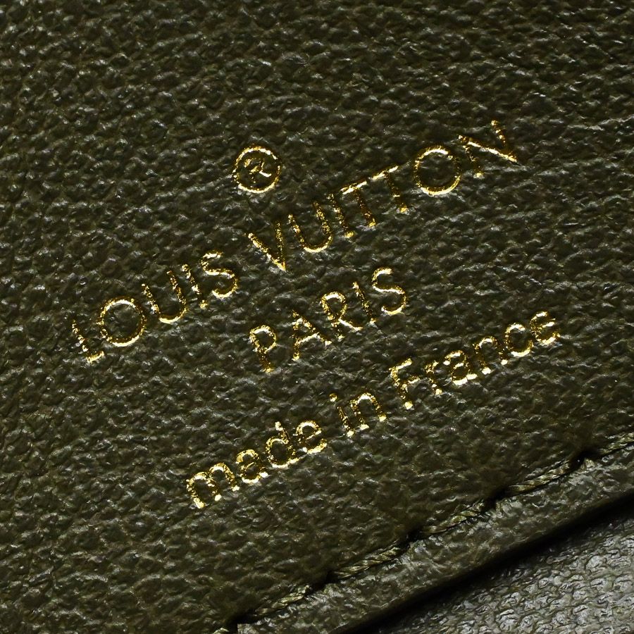 Louis Vuitton Handbag Vanity Coussin PM — view 6
