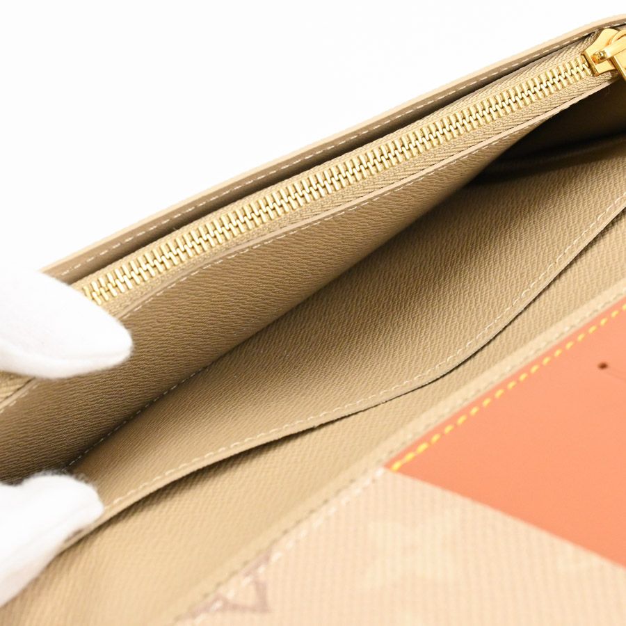 Louis Vuitton Bifold Wallet Portefeuille Brazza — view 5
