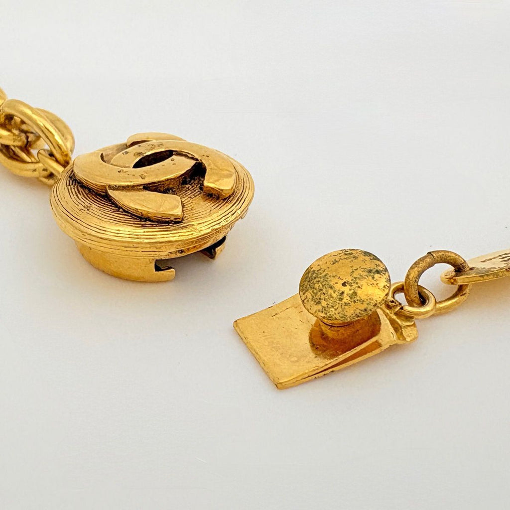 Chanel CC Logo Chain Necklace Long Gold Plated — view 2