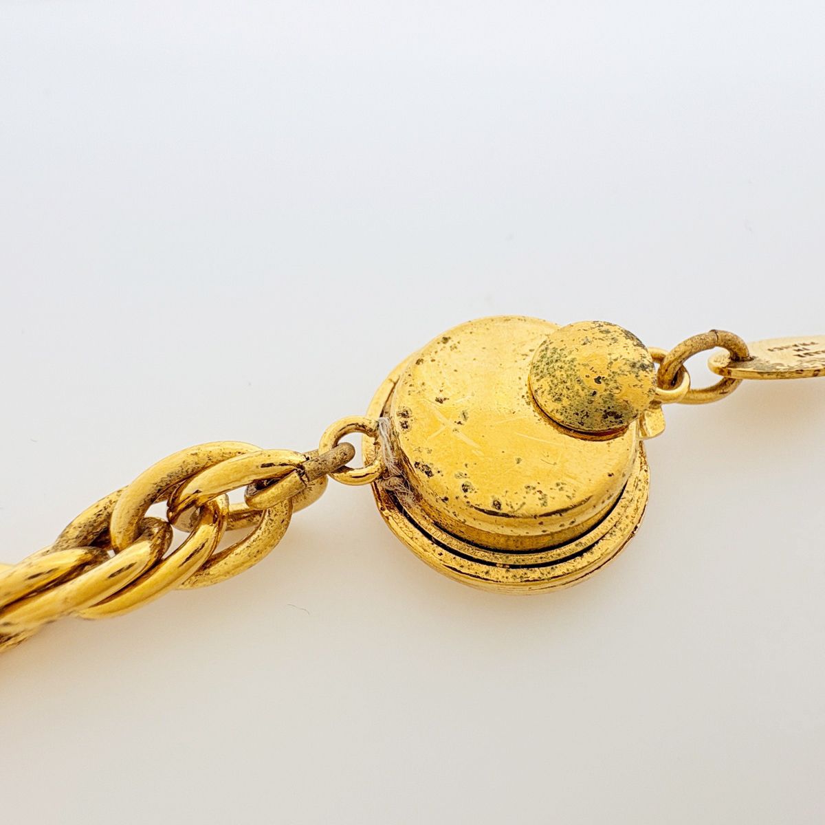 Chanel CC Logo Chain Necklace Long Gold Plated — view 3