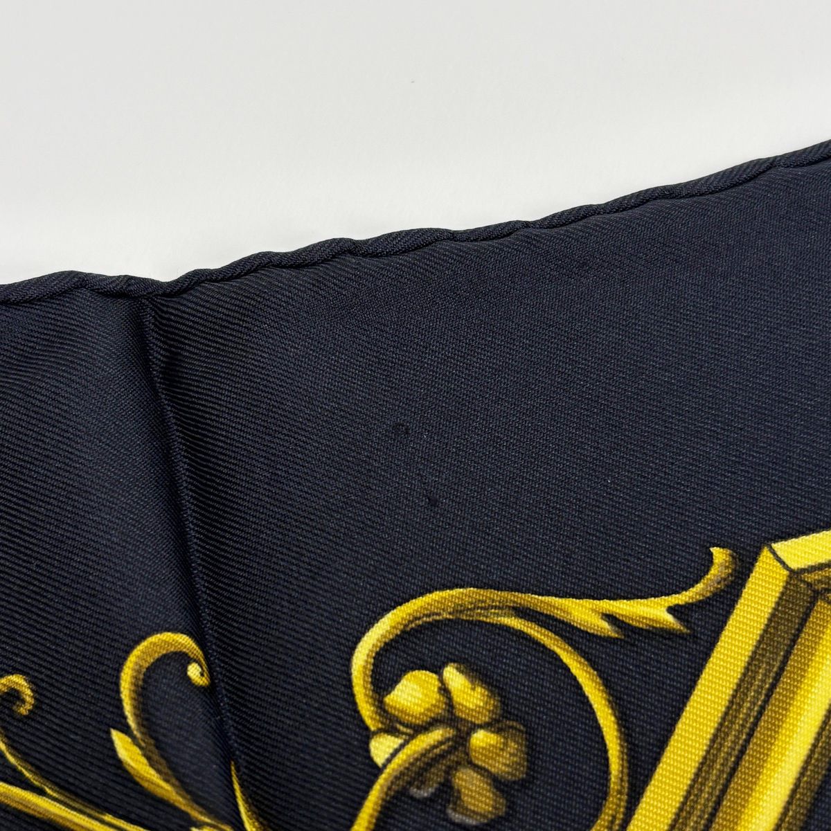 Hermes Carre 90 Dies Et Hore Astrology Sun Scarf Silk Black White Brown — view 4