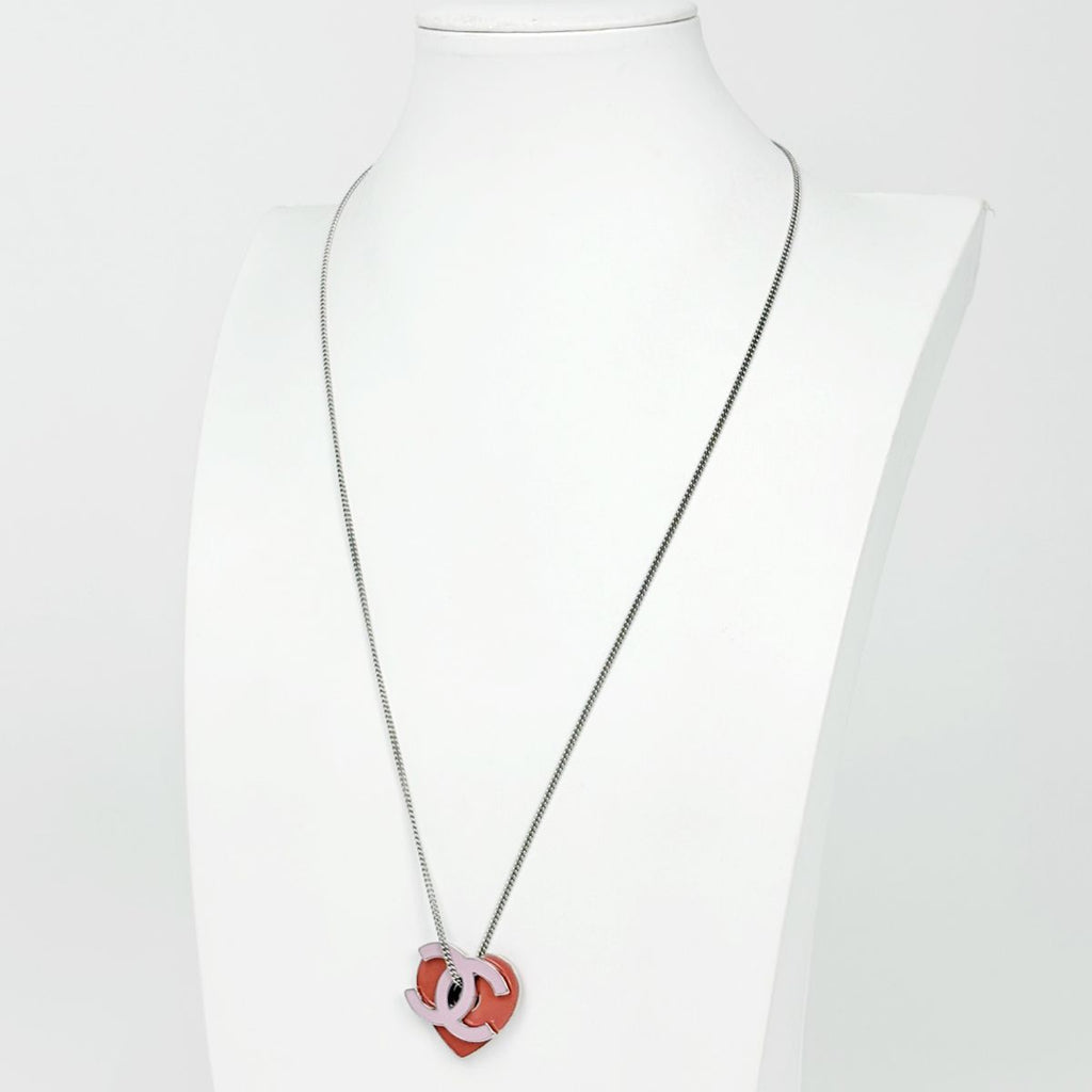 Chanel CC Logo Necklace Heart Silver Plated Pink — view 5