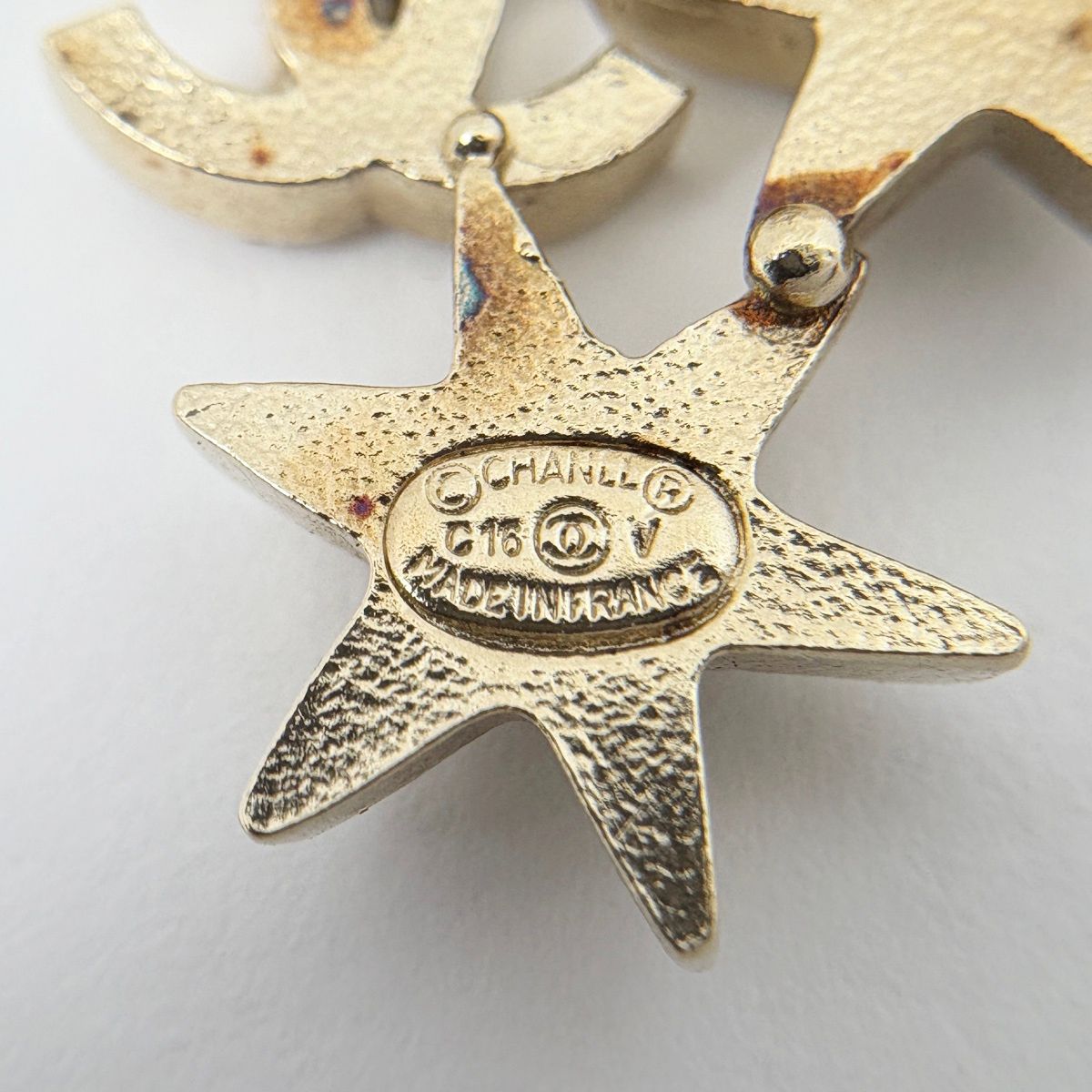 Chanel CC Logo Rhinestone Earrings Gold Plated — view 6