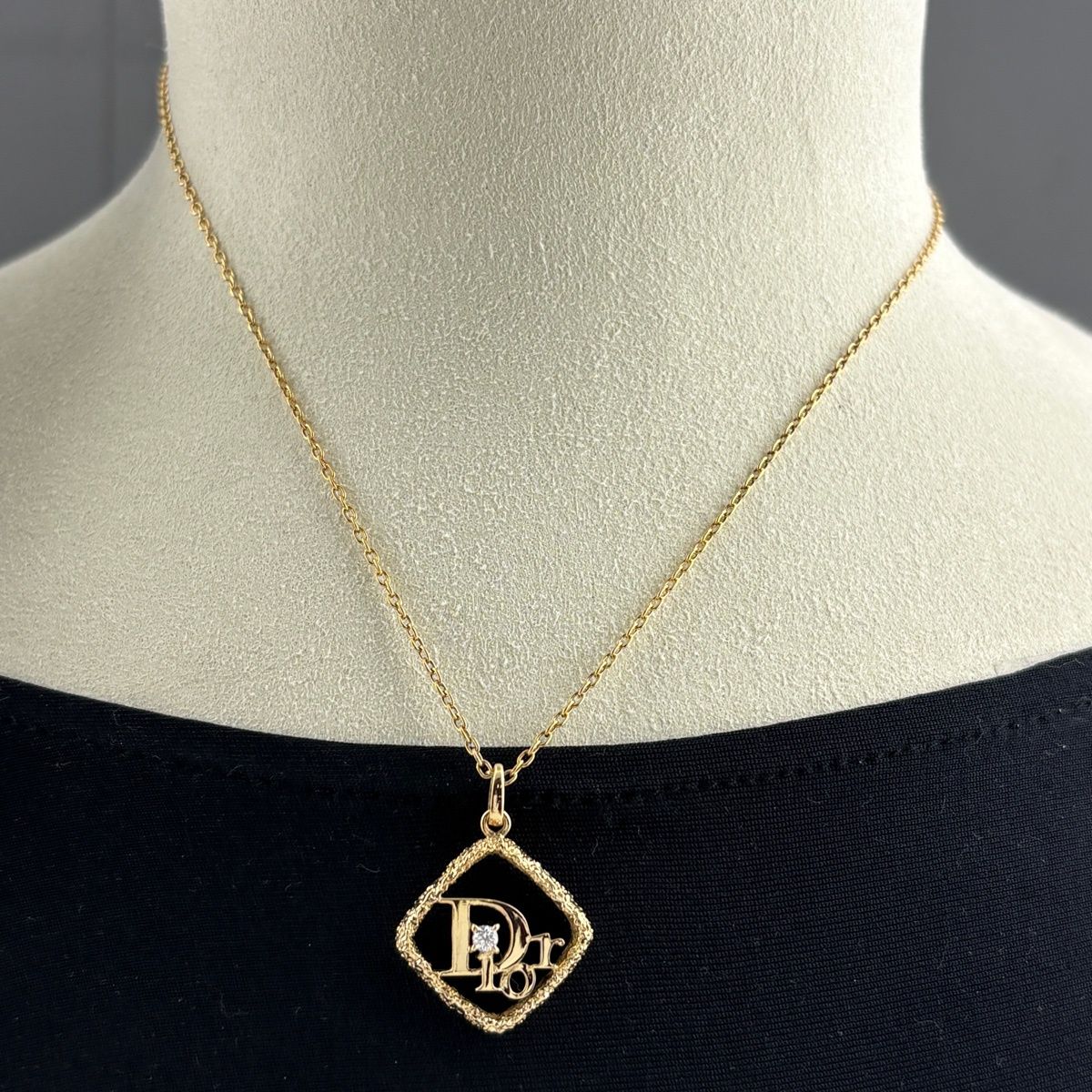 Dior Logo Diamond Necklace YG Yellow Gold Pendant 18k — view 4