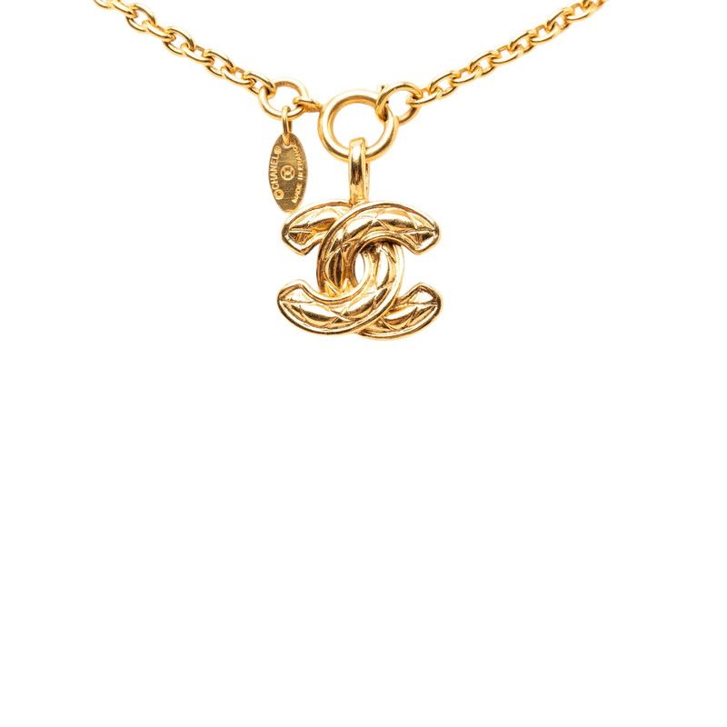 Chanel Quilted CC Logo Chain Pendant Gold Plated — view 2