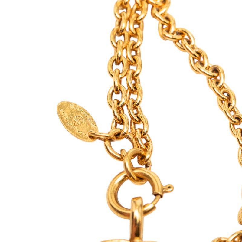 Chanel Quilted CC Logo Chain Pendant Gold Plated — view 5