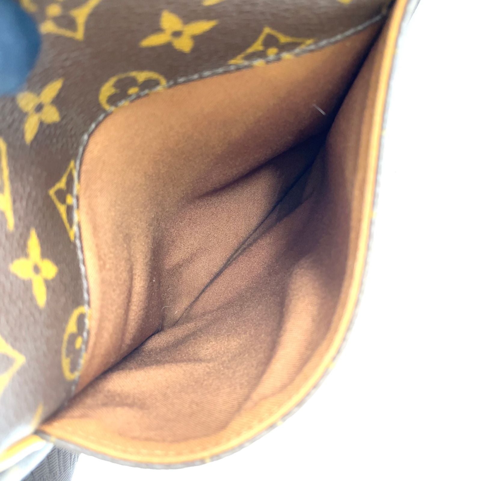 Louis Vuitton Aves Monogram Leather Canvas Brown Light Shoulder Bag Gold — view 7