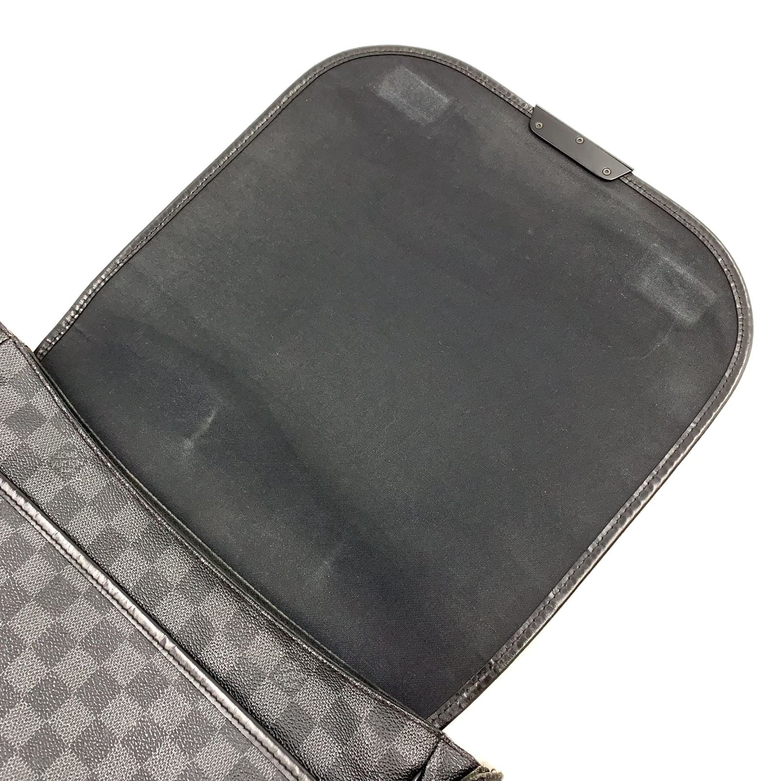 Louis Vuitton Daniel Damier Graphite Leather Canvas Black Shoulder Bag Silver — view 5