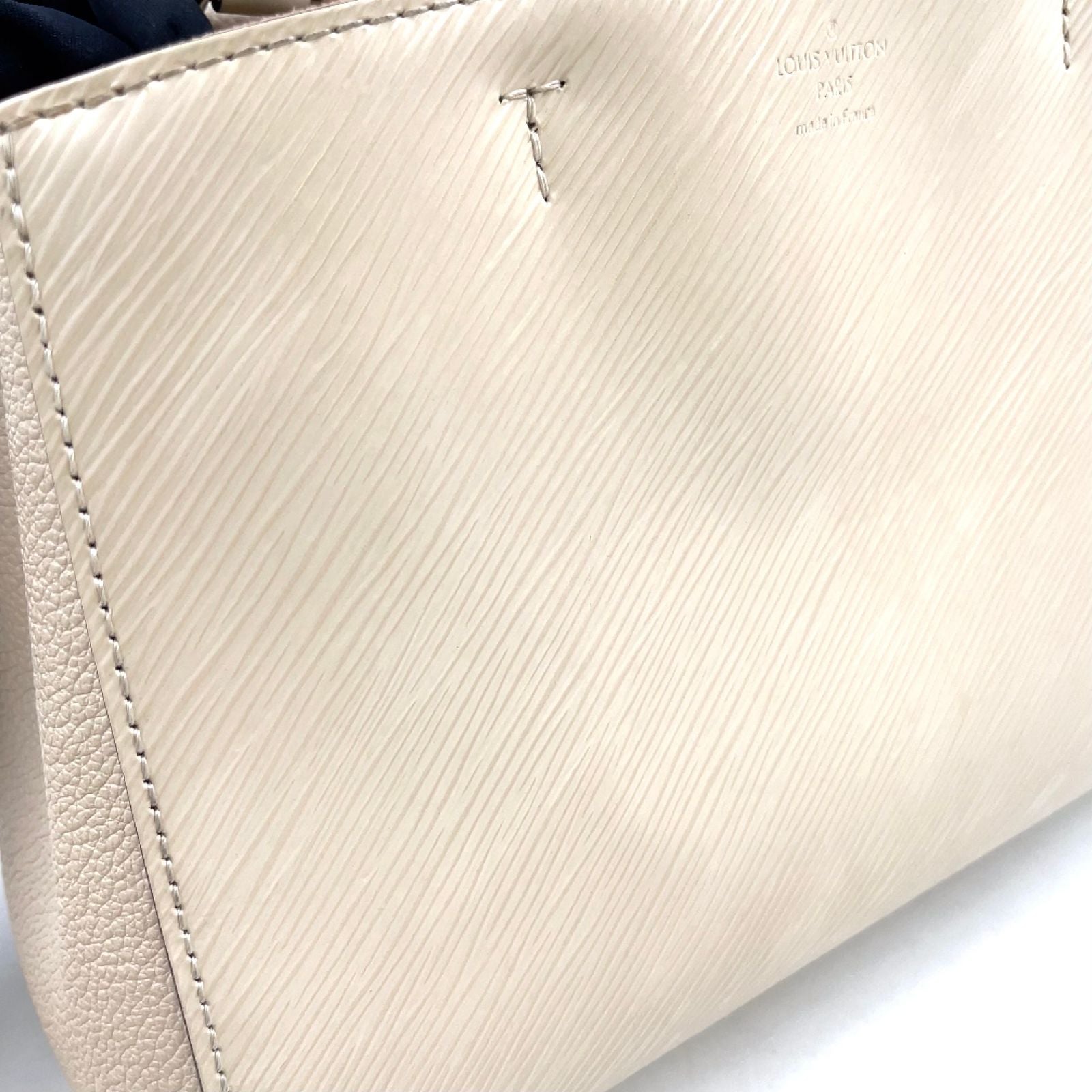 Louis Vuitton Marelle Tote BB Epi Leather Off White Handbag Silver — view 9