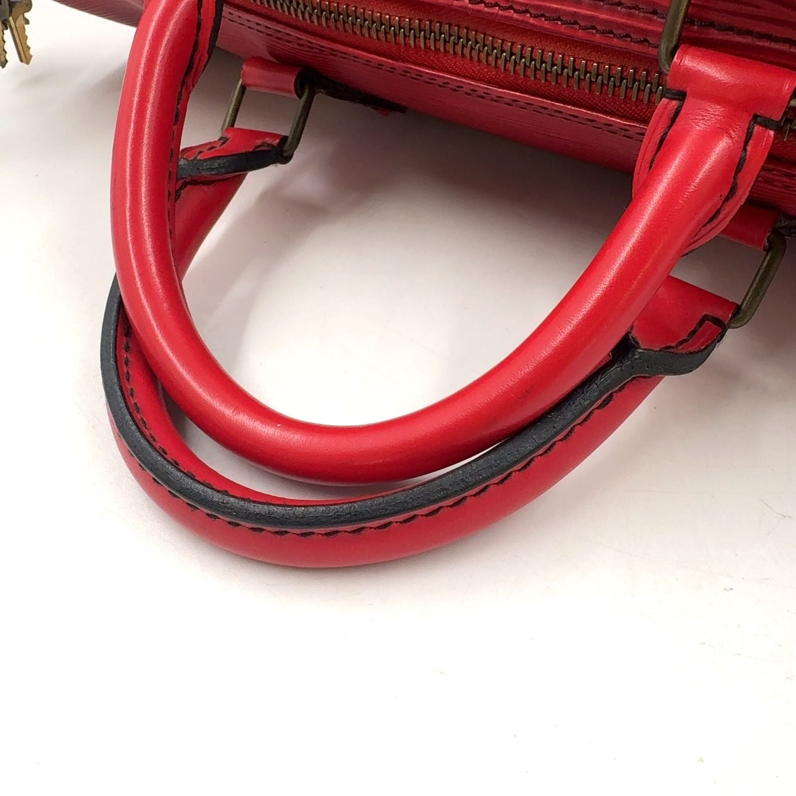 Louis Vuitton Speedy 30 Epi Castilian Red Leather Handbag Gold — view 5