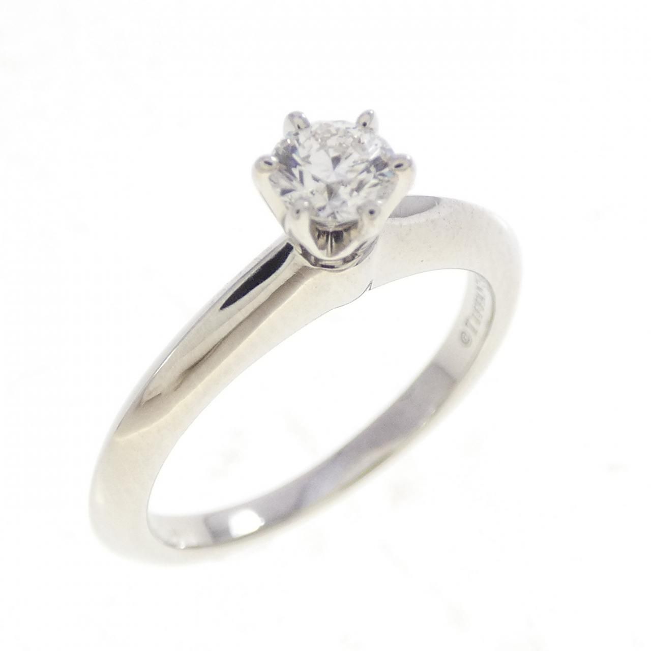 Tiffany & Co Classic Solitaire Ring
