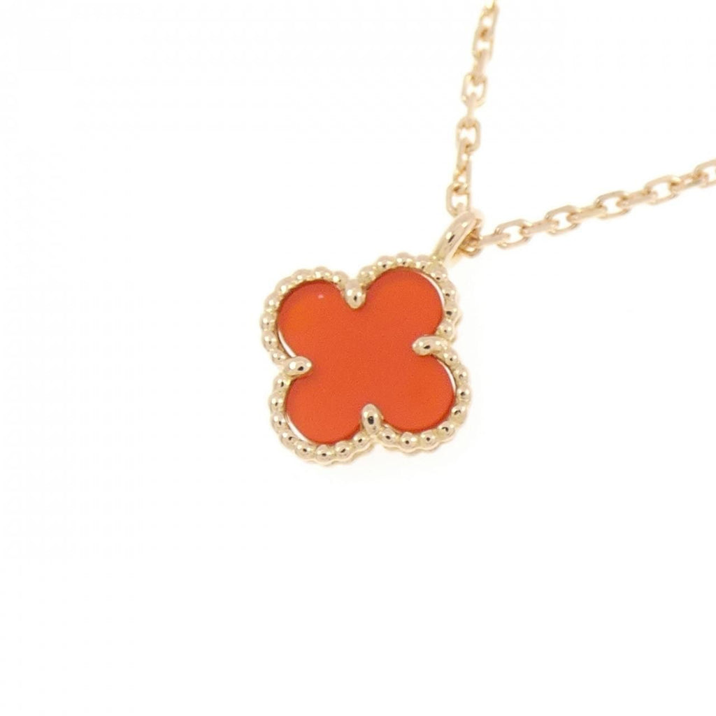 Van Cleef & Arpels Sweet Alhambra Necklace — view 3