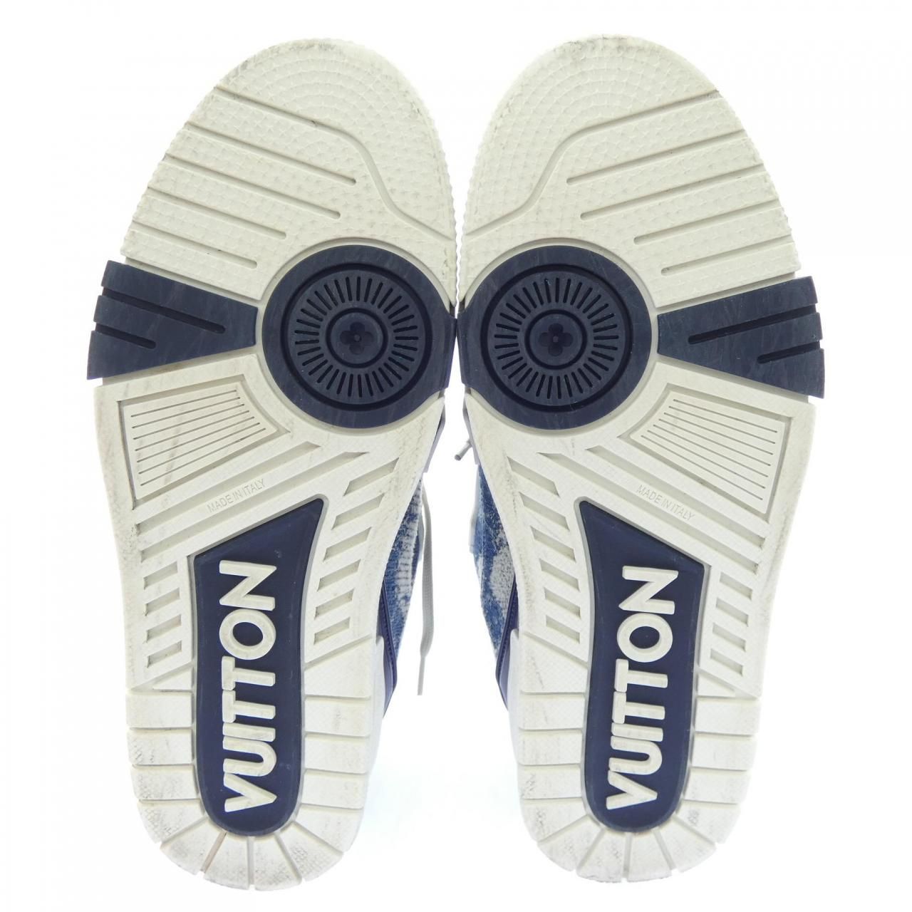 Louis Vuitton LV Trainers Sneakers — view 4