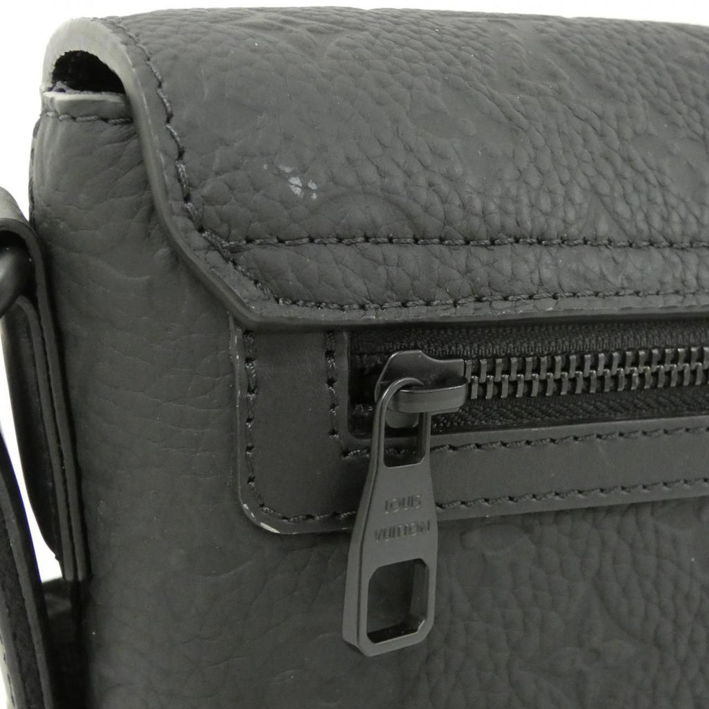 Louis Vuitton Taurillon Monogram S Cape Messenger Shoulder — view 5