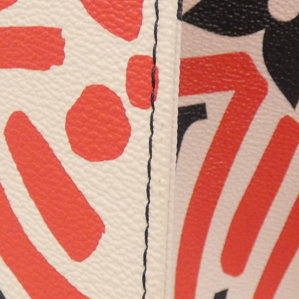 Louis Vuitton LV Crafty On The Go GM — view 5