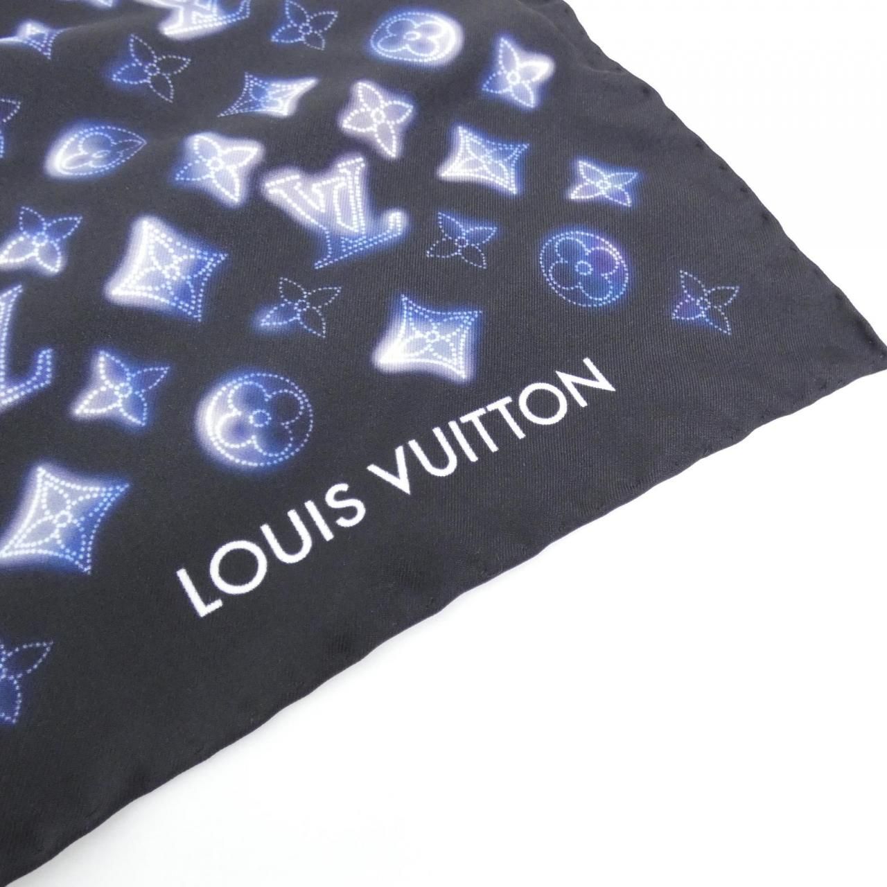 Louis Vuitton Carre Bandana Mahina Scarf — view 2