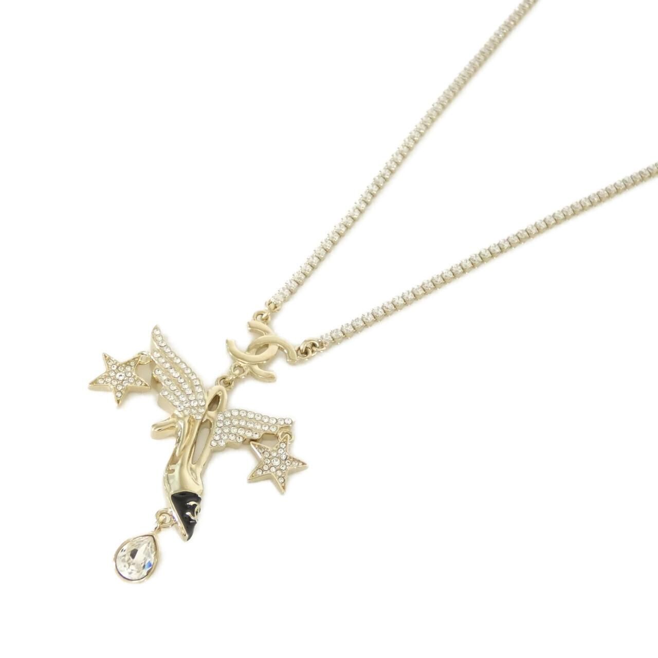 Chanel Necklace Gold