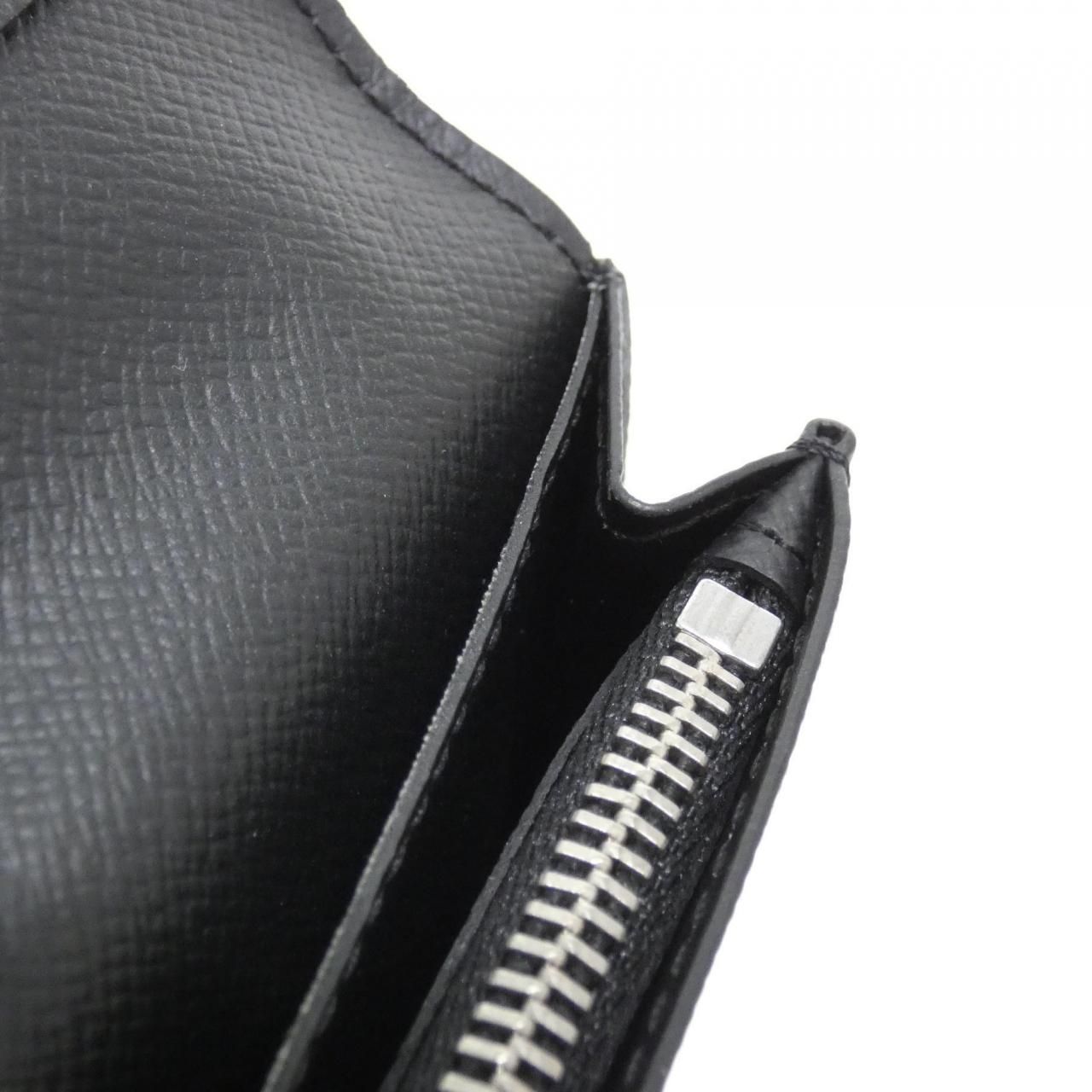 Louis Vuitton Taiga Portefeuille Brazza Wallet — view 7