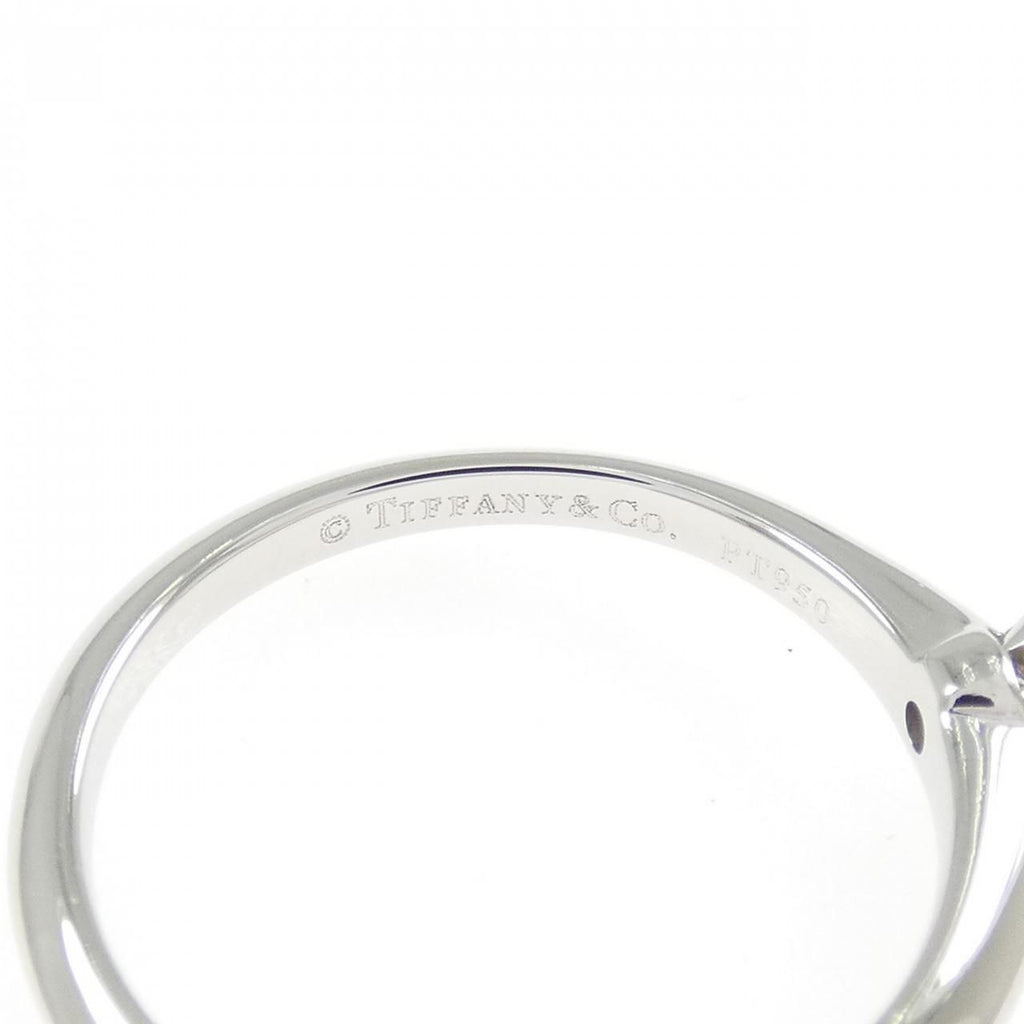 Tiffany & Co Classic Solitaire Ring D — view 4