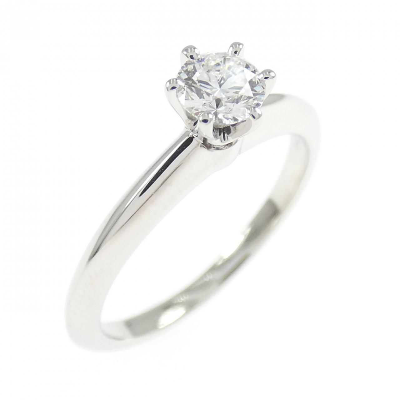 Tiffany & Co Classic Solitaire Ring