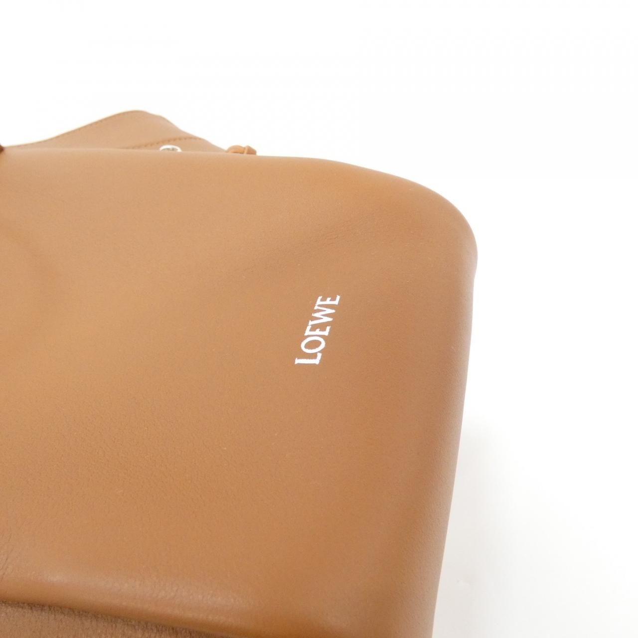 Loewe Hammock Flip Shoulder — view 4